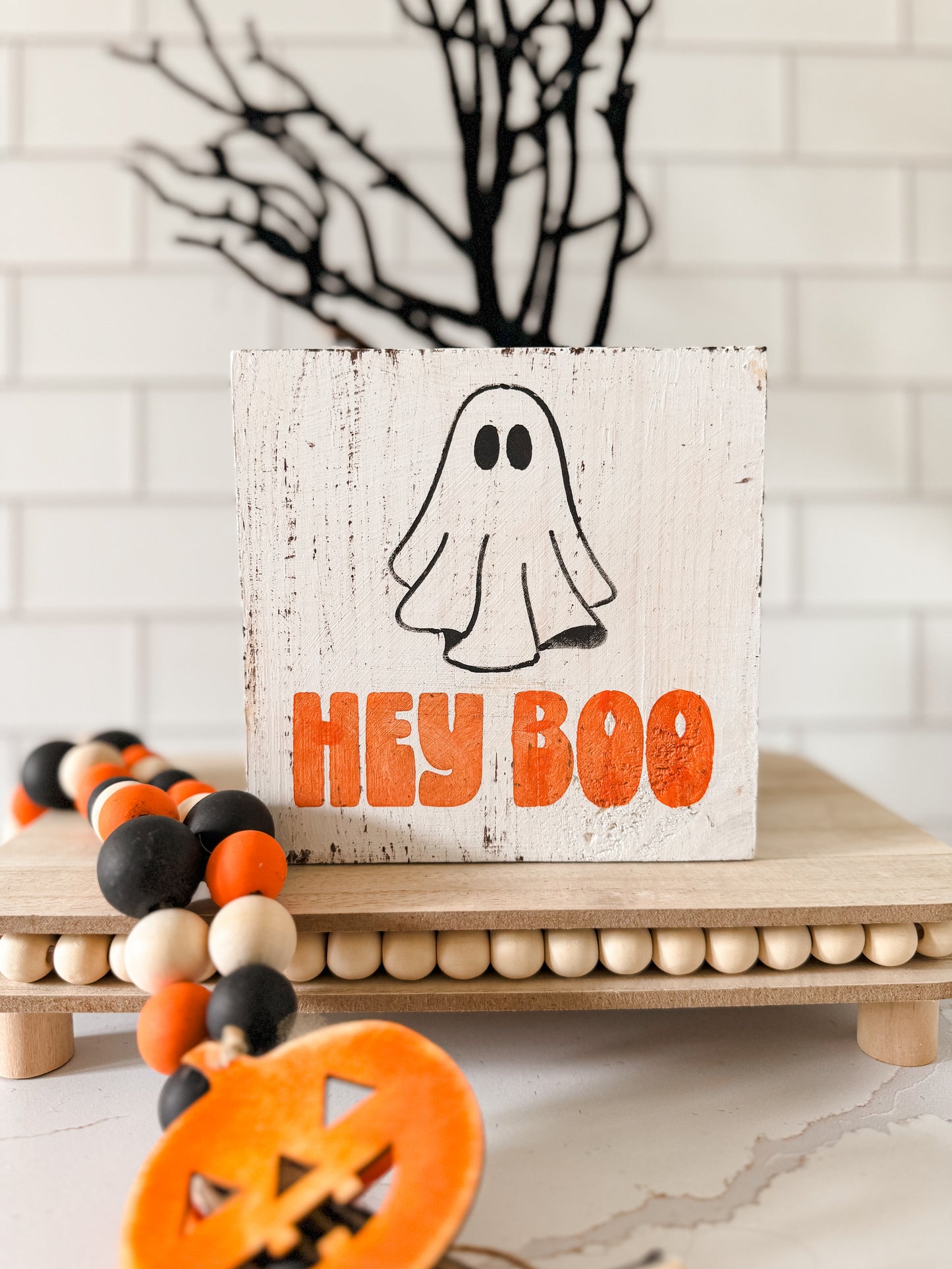 Hey Boo Ghost Halloween Sign – Small Wood Decor for Tiered Trays or Shelves
