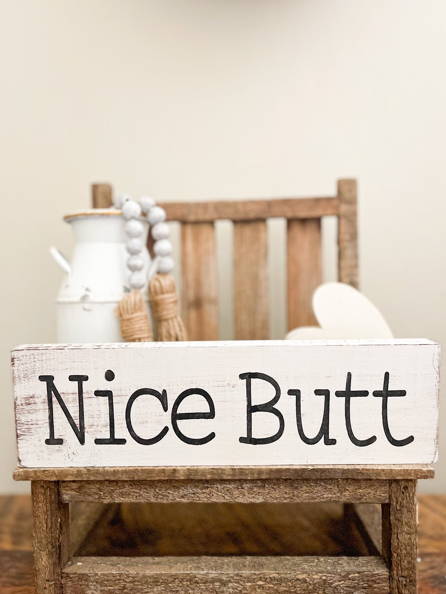 Nice butt sign